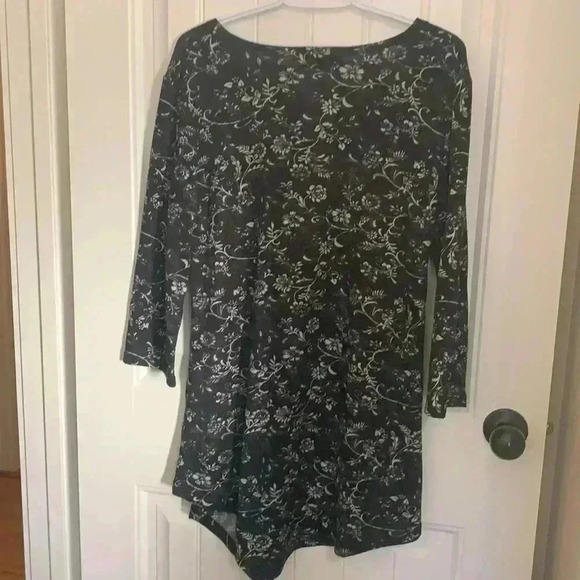 Creation Maternity top, winter weight - Picture 2 of 2